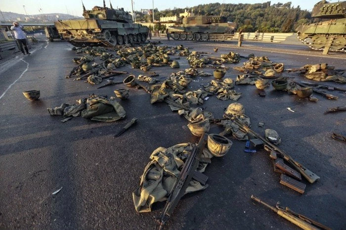 15.153 στελέχη των Τουρκικών Ενόπλων Δυνάμεων έχουν εκδιωχθεί από το 2015